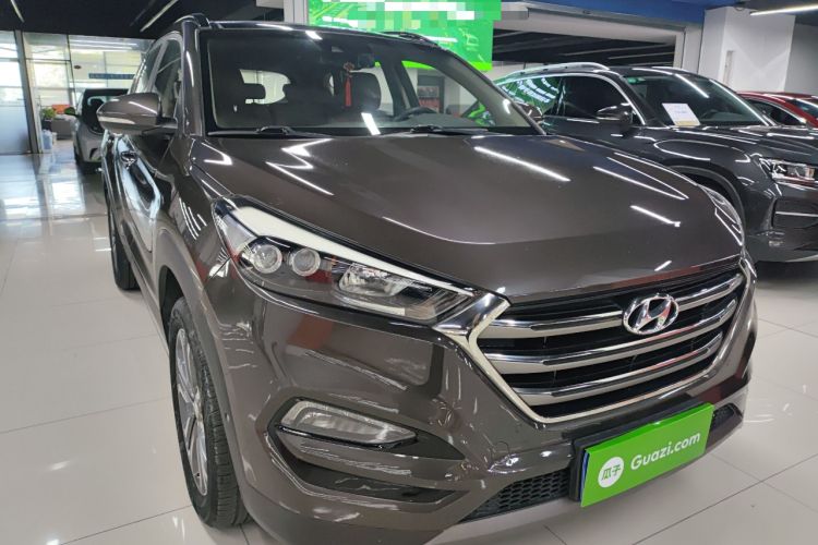 Used Hyundai Tucson 2015 1.6T Dual-Clutch Four-Wheel Drive Flagship Model Front Right 45 Deg
