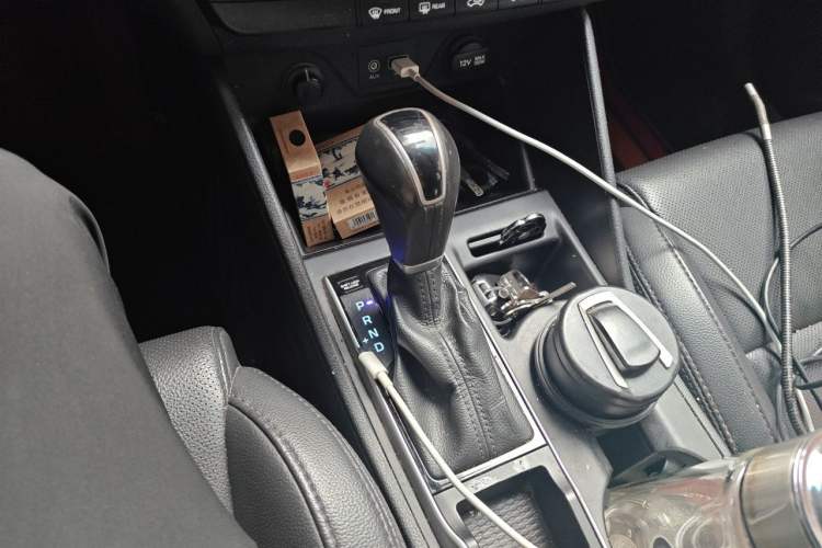 Used Hyundai Tucson 2015 1.6T Dual-Clutch Two-Wheel-Drive Smart Model Gear Lever