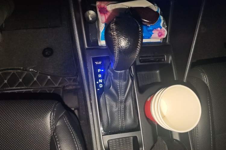 Used Hyundai Tucson 2015 1.6T Dual-Clutch Two-Wheel-Drive Smart Model Gear Lever