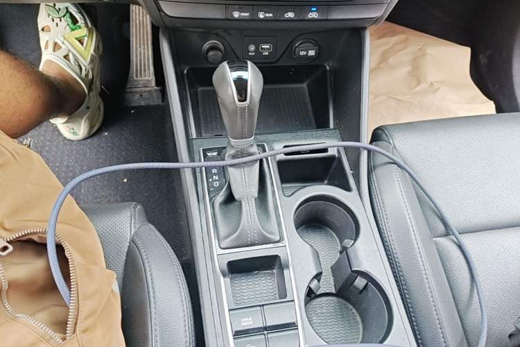 Used Hyundai Tucson 2015 1.6T Dual-Clutch Two-Wheel-Drive Smart Model Gear Lever
