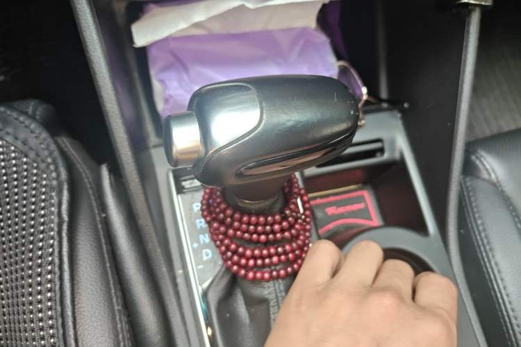 Used Hyundai Tucson 2015 1.6T Dual-Clutch Two-Wheel-Drive Leading Model Gear Lever
