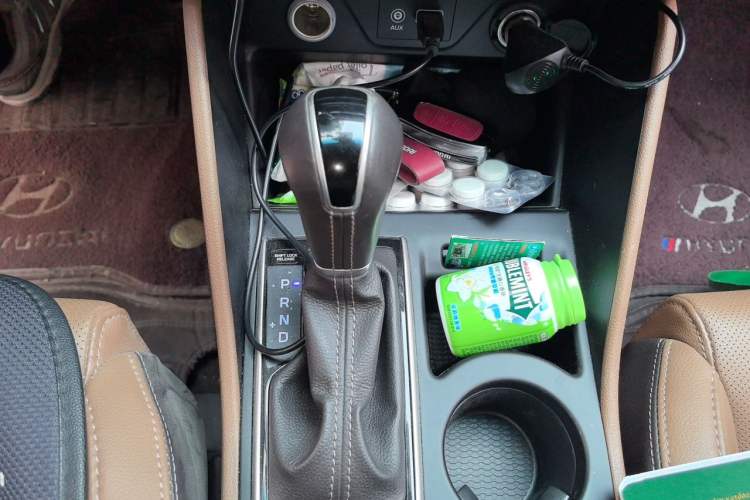 Used Hyundai Tucson 2015 1.6T Dual-Clutch Two-Wheel-Drive Smart Model Gear Lever
