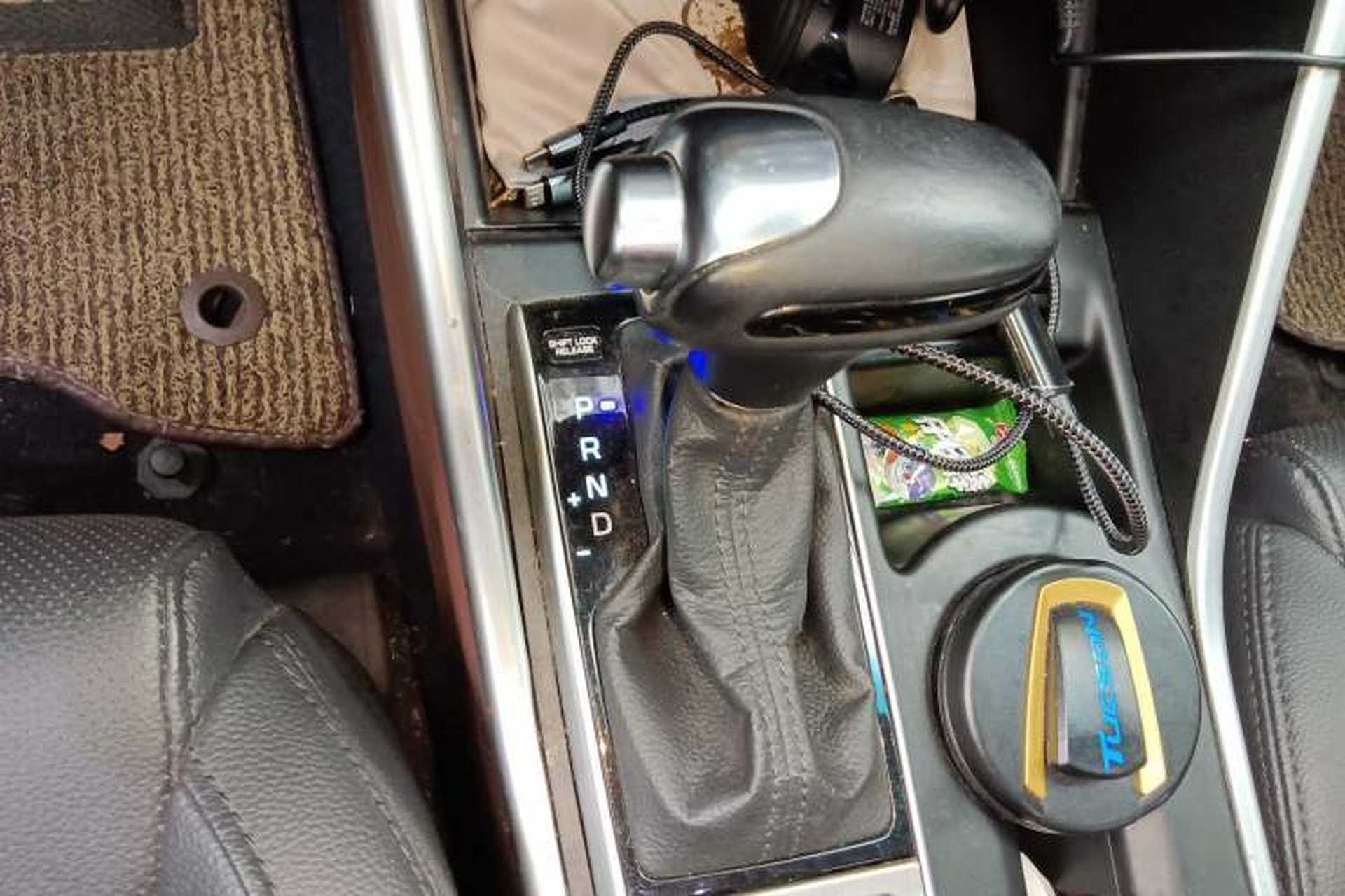 Used Hyundai Tucson 2015 1.6T Dual-Clutch Two-Wheel-Drive Smart Model Gear Lever