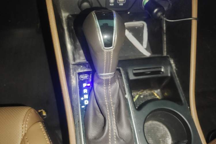 Used Hyundai Tucson 2015 1.6T Dual-Clutch Two-Wheel-Drive Smart Model Gear Lever