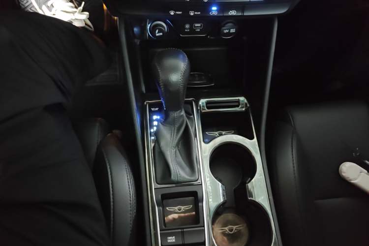 Used Hyundai Tucson 2015 1.6T Dual-Clutch Two-Wheel-Drive Smart Model Gear Lever
