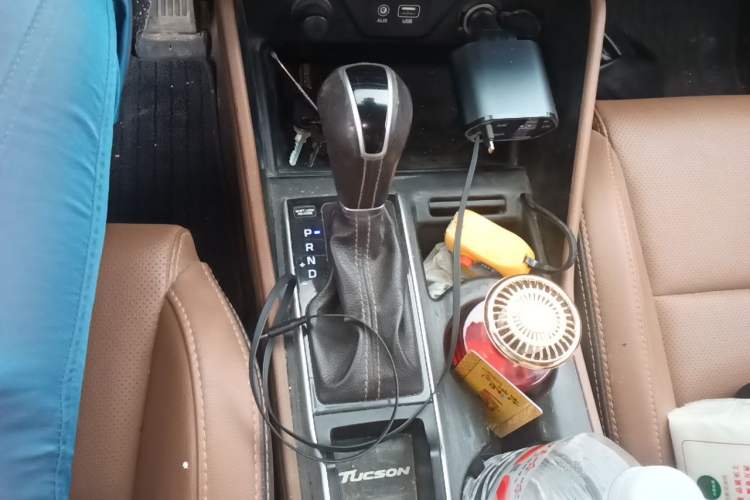 Used Hyundai Tucson 2015 1.6T Dual-Clutch Two-Wheel-Drive Leading Model Gear Lever
