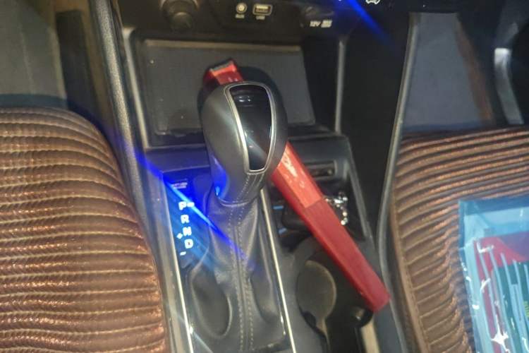 Used Hyundai Tucson 2015 1.6T Dual-Clutch Two-Wheel-Drive Smart Model Gear Lever