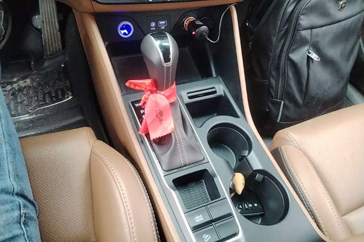Used Hyundai Tucson 2015 1.6T Dual-Clutch Two-Wheel-Drive Smart Model Gear Lever