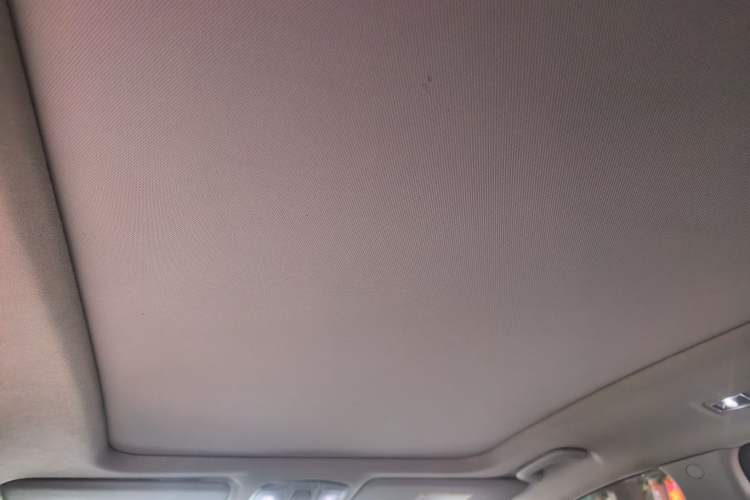 Used Hyundai Tucson 2015 2.0L Automatic Two-Wheel Drive Smart Version Headliner