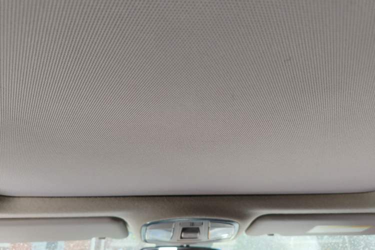 Used Hyundai Tucson 2015 1.6T Dual-Clutch Two-Wheel-Drive Smart Model Headliner