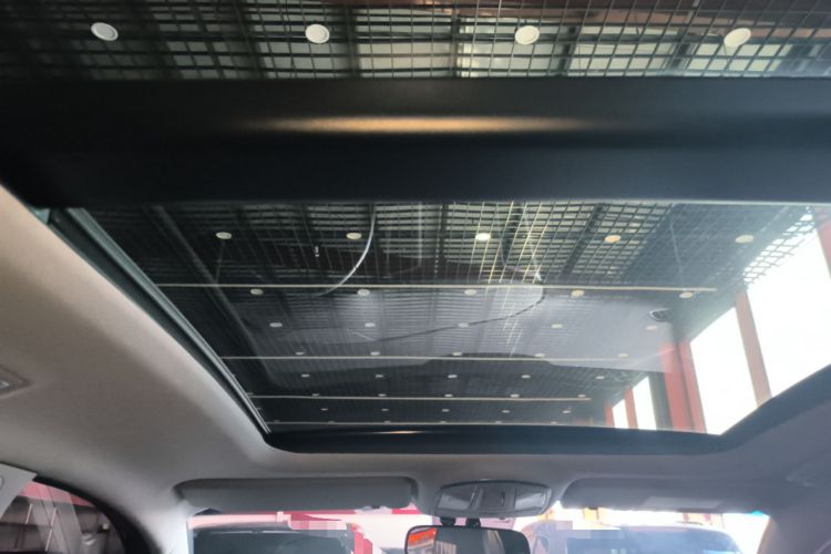 Used Hyundai Tucson 2015 1.6T Dual-Clutch Two-Wheel-Drive Smart Model Headliner