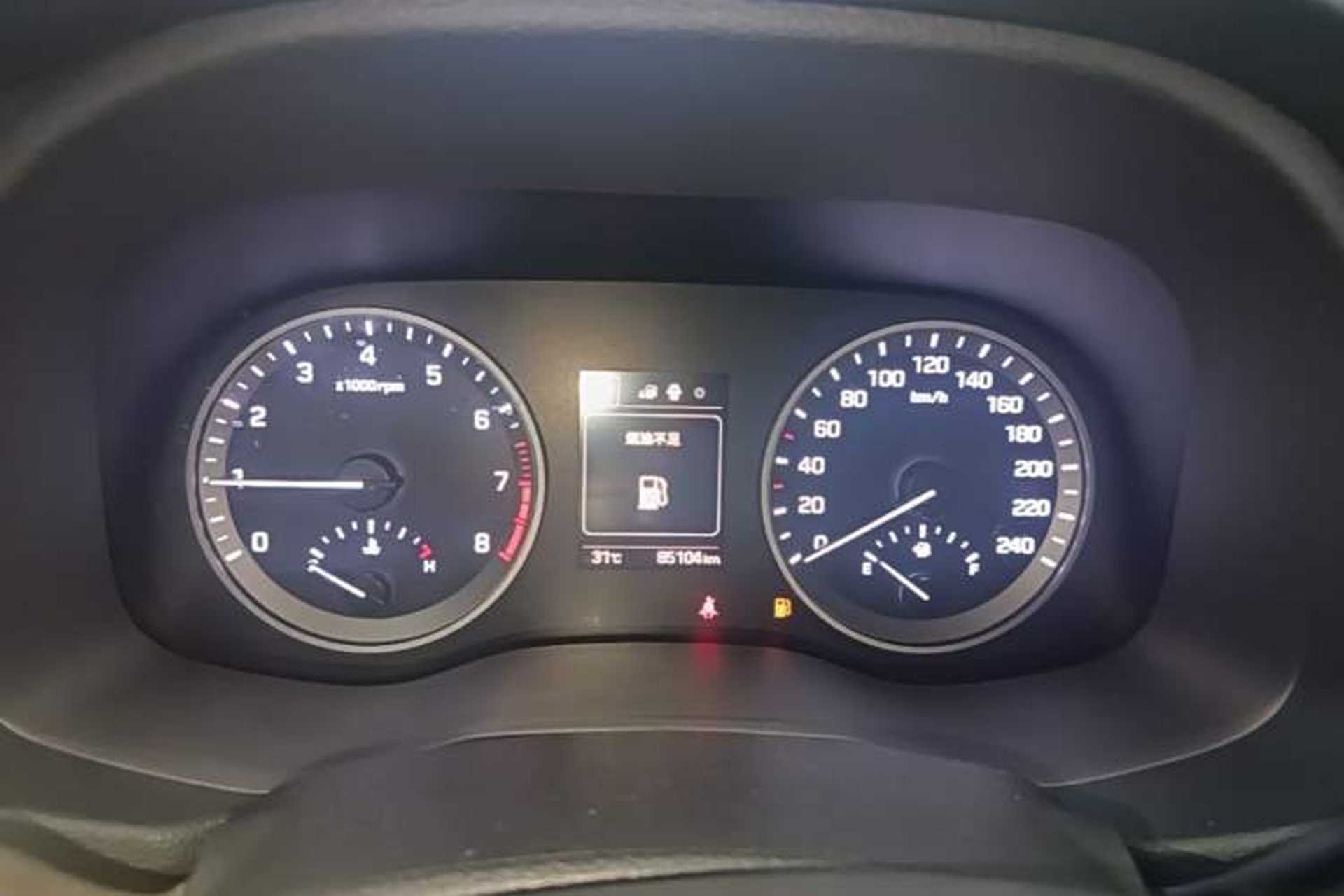 Used Hyundai Tucson 2015 1.6T Dual-Clutch Two-Wheel-Drive Smart Model Instrument Cluster