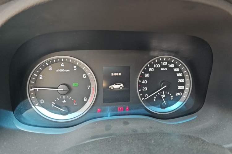 Used Hyundai Tucson 2015 1.6T Dual-Clutch Two-Wheel-Drive Smart Model Instrument Cluster