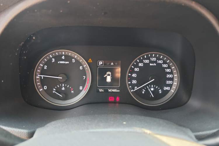 Used Hyundai Tucson 2015 1.6T Dual-Clutch Two-Wheel-Drive Smart Model Instrument Cluster