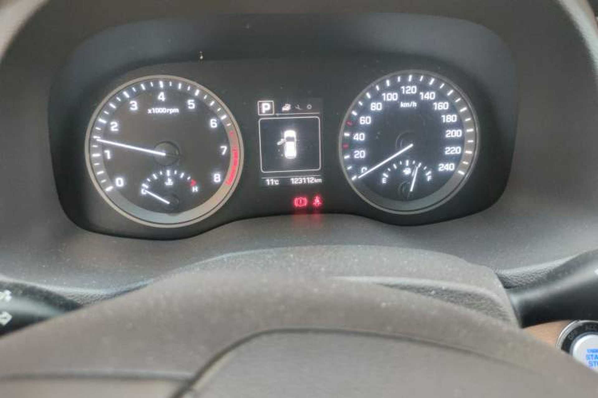 Used Hyundai Tucson 2015 1.6T Dual-Clutch Two-Wheel-Drive Smart Model Instrument Cluster