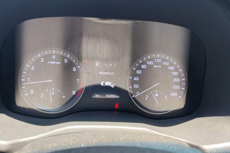 Used Hyundai Tucson 2015 1.6T Dual-Clutch Two-Wheel-Drive Smart Model Instrument Cluster