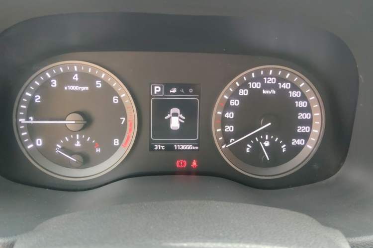 Used Hyundai Tucson 2015 1.6T Dual-Clutch Two-Wheel-Drive Smart Model Instrument Cluster