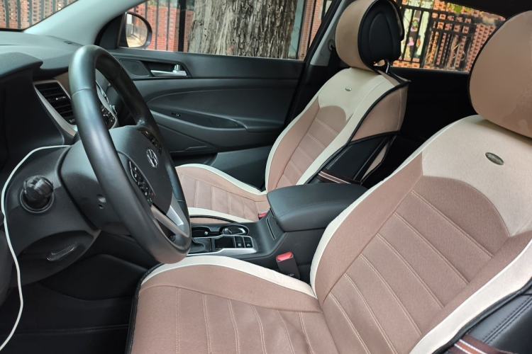 Used Hyundai Tucson 2015 1.6T Dual-Clutch Two-Wheel-Drive Smart Model Left Front Seat