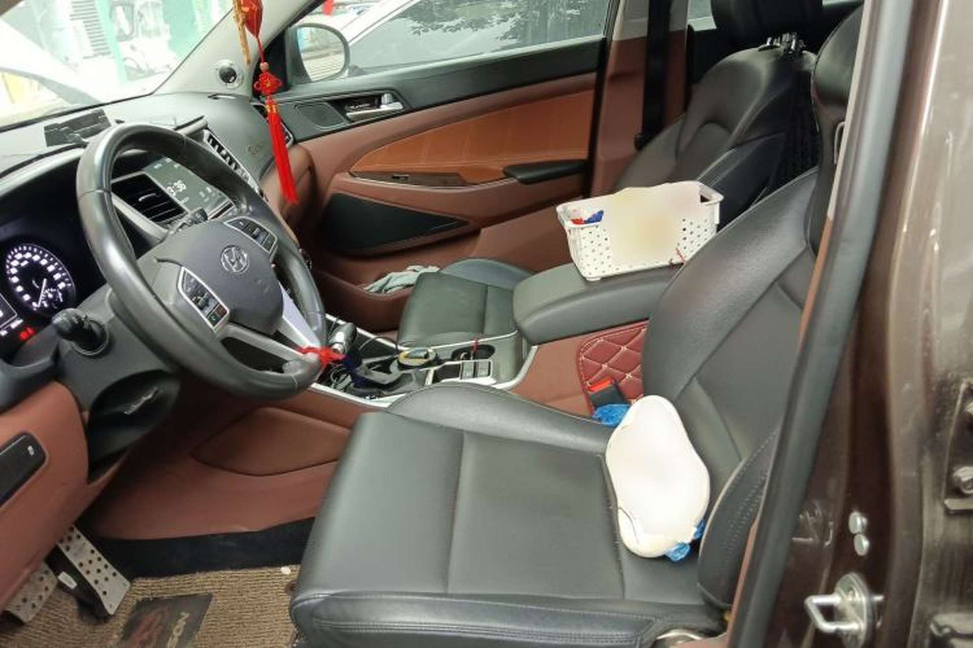 Used Hyundai Tucson 2015 1.6T Dual-Clutch Two-Wheel-Drive Smart Model Left Front Seat