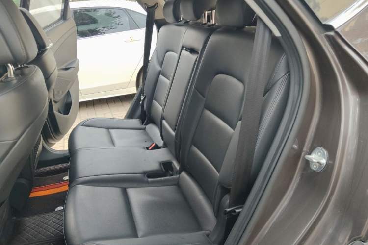 Used Hyundai Tucson 2015 1.6T Dual-Clutch Two-Wheel-Drive Smart Model Left Rear Seat