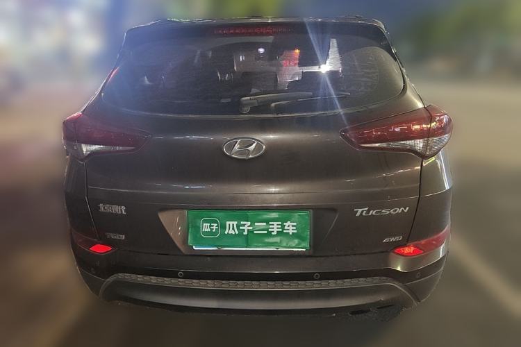 Used Hyundai Tucson 2015 1.6T Dual-Clutch Four-Wheel Drive Flagship Model Rear