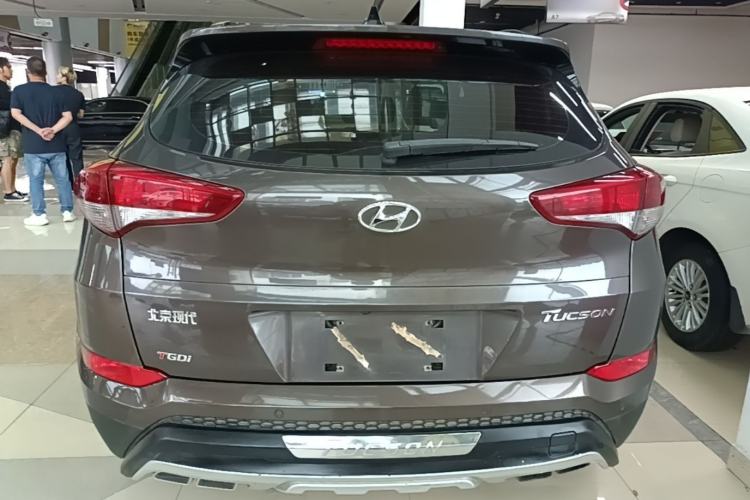 Used Hyundai Tucson 2015 1.6T Dual-Clutch Two-Wheel-Drive Smart Model Rear