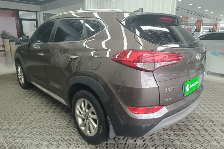 Used Hyundai Tucson 2015 1.6T Dual-Clutch Two-Wheel-Drive Smart Model Rear Left 45 Deg