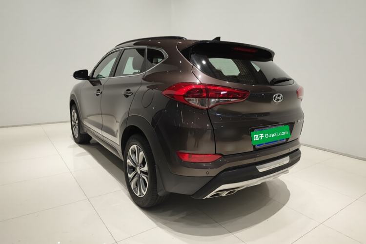 Used Hyundai Tucson 2015 1.6T Dual-Clutch Four-Wheel Drive Flagship Model Rear Left 45 Deg
