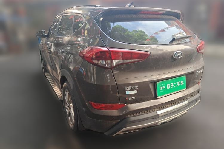 Used Hyundai Tucson 2015 1.6T Dual-Clutch Two-Wheel-Drive Smart Model Rear Left 45 Deg
