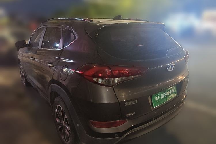 Used Hyundai Tucson 2015 1.6T Dual-Clutch Four-Wheel Drive Flagship Model Rear Left 45 Deg