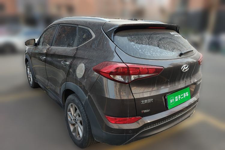 Used Hyundai Tucson 2015 1.6T Dual-Clutch Two-Wheel-Drive Smart Model Rear Left 45 Deg