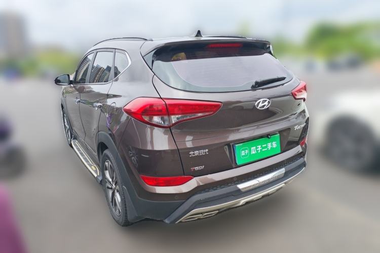 Used Hyundai Tucson 2015 1.6T Dual-Clutch Two-Wheel-Drive Leading Model Rear Left 45 Deg