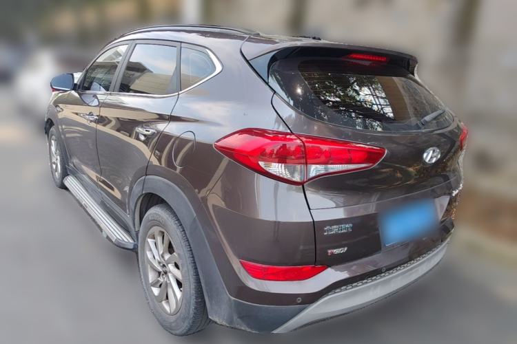 Used Hyundai Tucson 2015 1.6T Dual-Clutch Two-Wheel-Drive Smart Model Rear Left 45 Deg