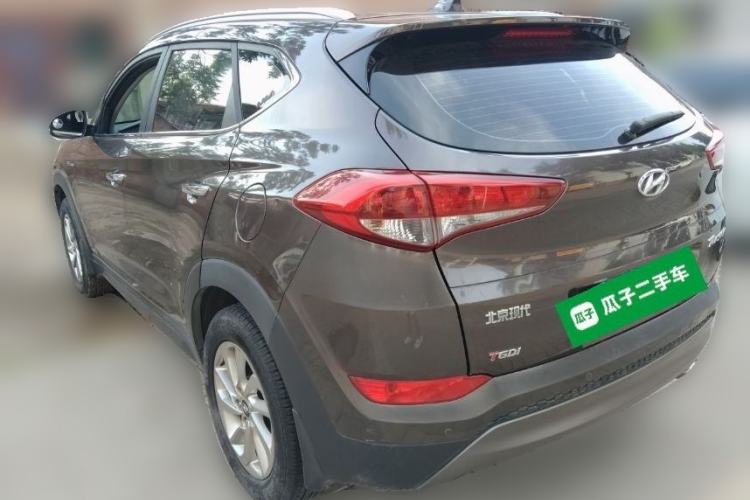 Used Hyundai Tucson 2015 1.6T Dual-Clutch Two-Wheel-Drive Smart Model Rear Left 45 Deg