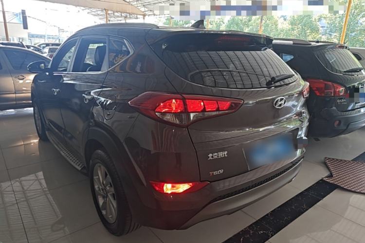 Used Hyundai Tucson 2015 1.6T Dual-Clutch Two-Wheel-Drive Smart Model Rear Left 45 Deg