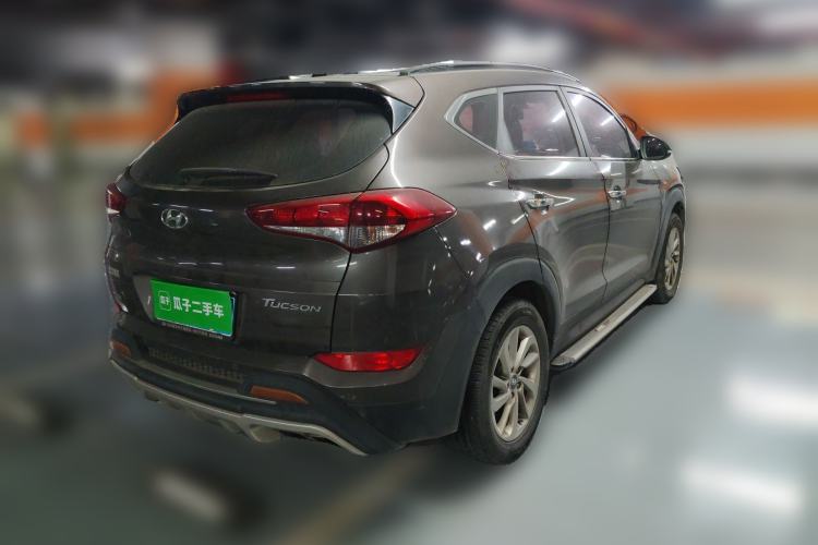 Used Hyundai Tucson 2015 1.6T Dual-Clutch Two-Wheel-Drive Smart Model Rear Right 45 Deg