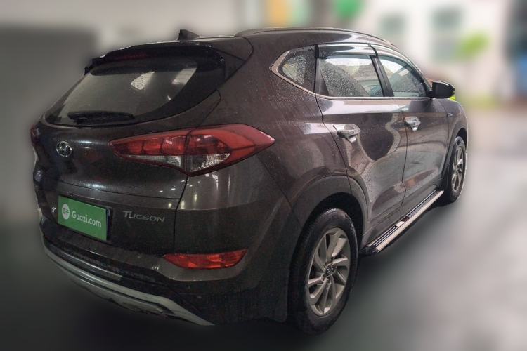 Used Hyundai Tucson 2015 1.6T Dual-Clutch Two-Wheel-Drive Smart Model Rear Right 45 Deg