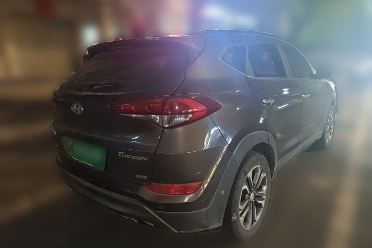 Used Hyundai Tucson 2015 1.6T Dual-Clutch Four-Wheel Drive Flagship Model Rear Right 45 Deg