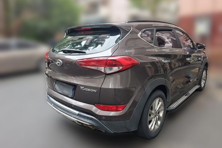 Used Hyundai Tucson 2015 1.6T Dual-Clutch Two-Wheel-Drive Smart Model Rear Right 45 Deg