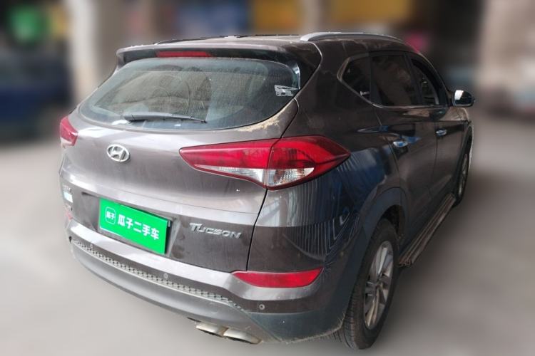 Used Hyundai Tucson 2015 1.6T Dual-Clutch Two-Wheel-Drive Smart Model Rear Right 45 Deg