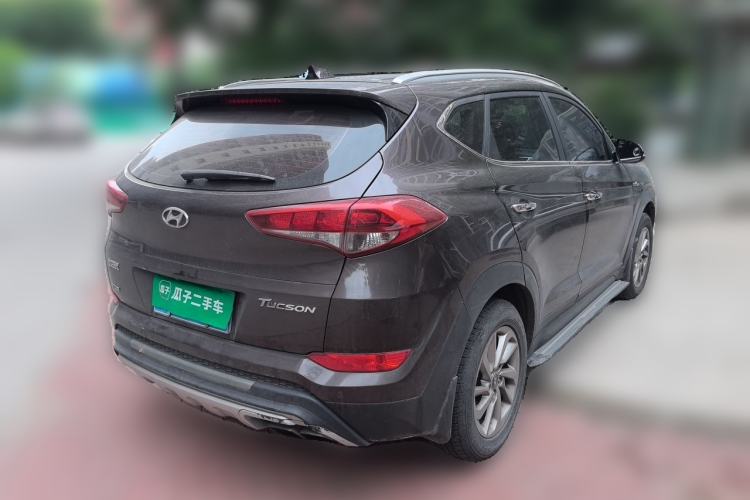 Used Hyundai Tucson 2015 1.6T Dual-Clutch Two-Wheel-Drive Smart Model Rear Right 45 Deg