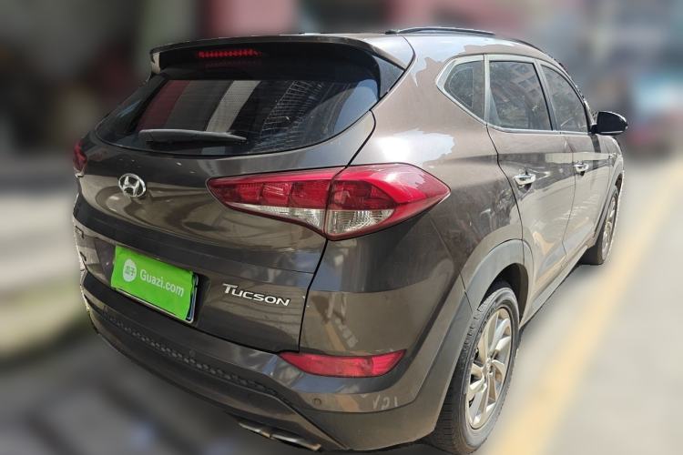 Used Hyundai Tucson 2015 1.6T Dual-Clutch Two-Wheel-Drive Smart Model Rear Right 45 Deg