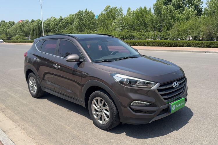 Used Hyundai Tucson 2015 1.6T Dual-Clutch Two-Wheel-Drive Smart Model Rear Right 45 Deg