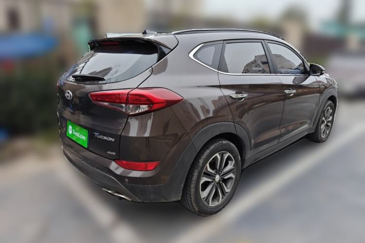 Used Hyundai Tucson 2015 1.6T Dual-Clutch All-Wheel-Drive Premium Model Rear Right 45 Deg