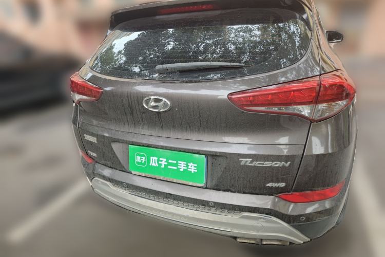 Used Hyundai Tucson 2015 1.6T Dual-Clutch Four-Wheel Drive Flagship Model Rear