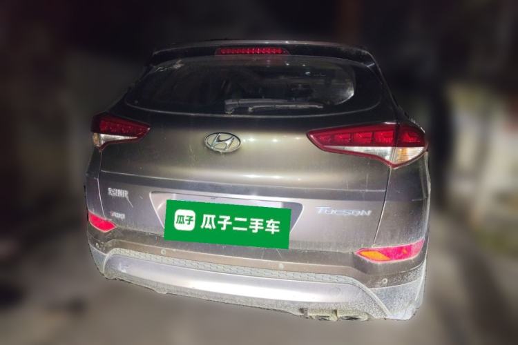 Used Hyundai Tucson 2015 1.6T Dual-Clutch Two-Wheel-Drive Leading Model Rear