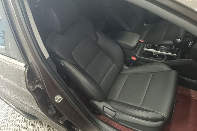Used Hyundai Tucson 2015 1.6T Dual-Clutch Two-Wheel-Drive Smart Model Right Front Seat