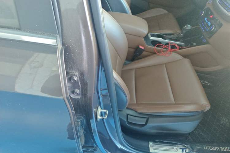 Used Hyundai Tucson 2015 1.6T Dual-Clutch Two-Wheel-Drive Smart Model Right Front Seat