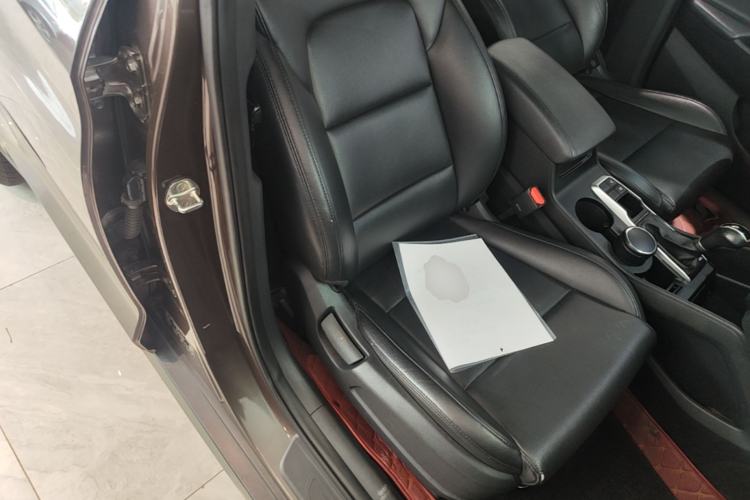 Used Hyundai Tucson 2015 1.6T Dual-Clutch Two-Wheel-Drive Smart Model Right Front Seat