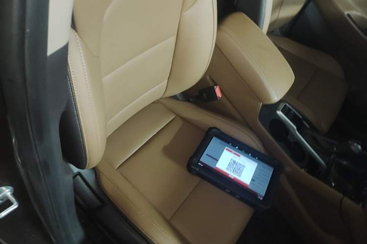 Used Hyundai Tucson 2015 1.6T Dual-Clutch Two-Wheel-Drive Smart Model Right Front Seat